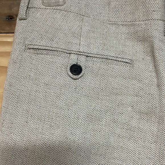 Banana Republic Relaxed Tapered Fit size 29 Regular Cream Chevron Dress Pants - Picture 10 of 13